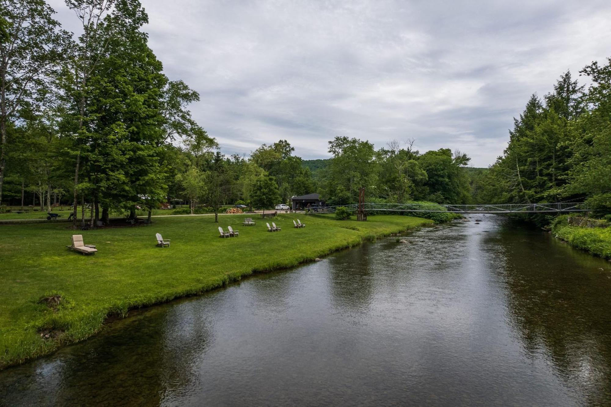 Antrim Streamside Hotel Livingston Manor Exterior photo