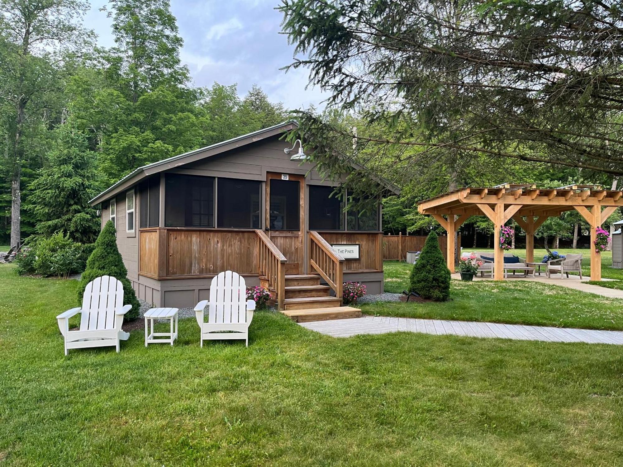Antrim Streamside Hotel Livingston Manor Exterior photo